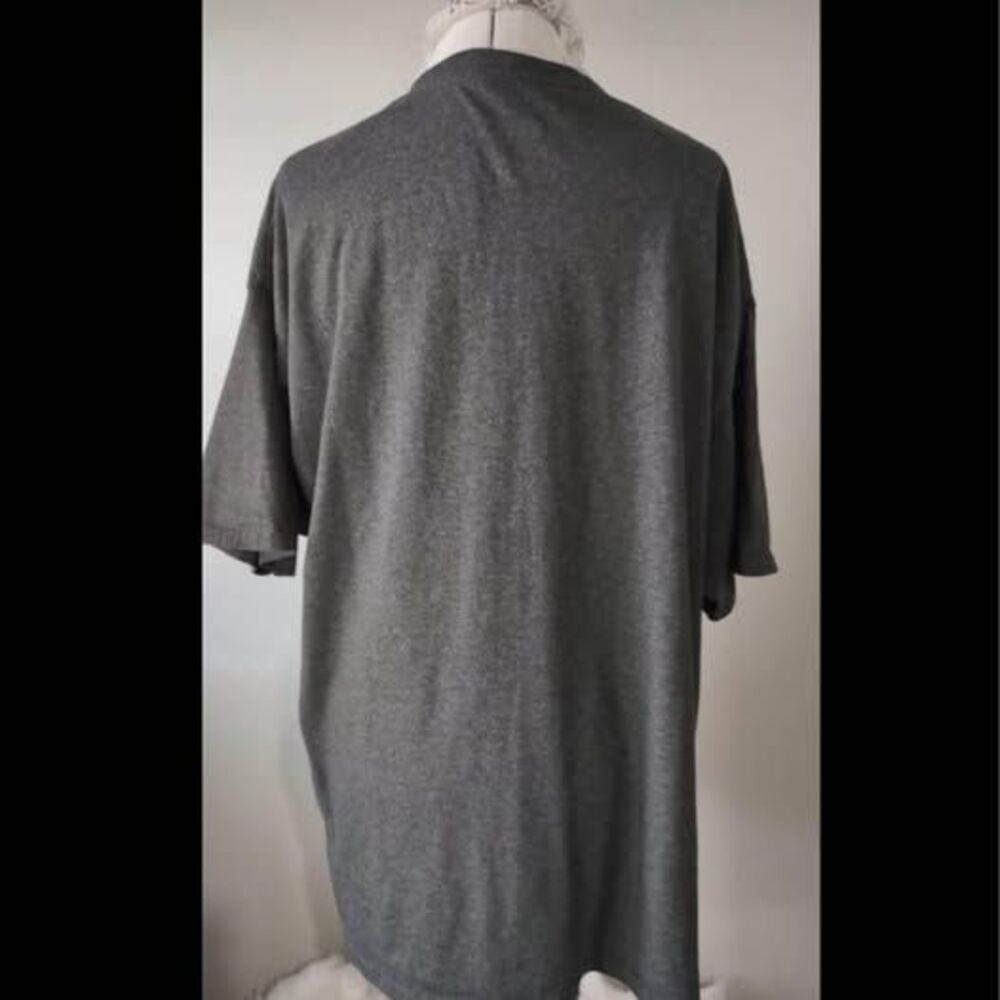 2X Hanes Gray Tee-Shirt (I Love Tennessee T) length=31” pit-pit=25” C5626 - Picture 2 of 5
